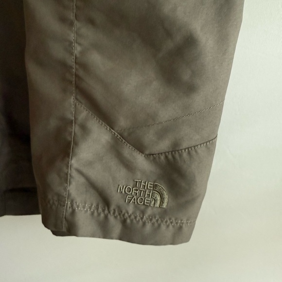 The North Face shorts • Men’s XXL - Picture 3 of 9